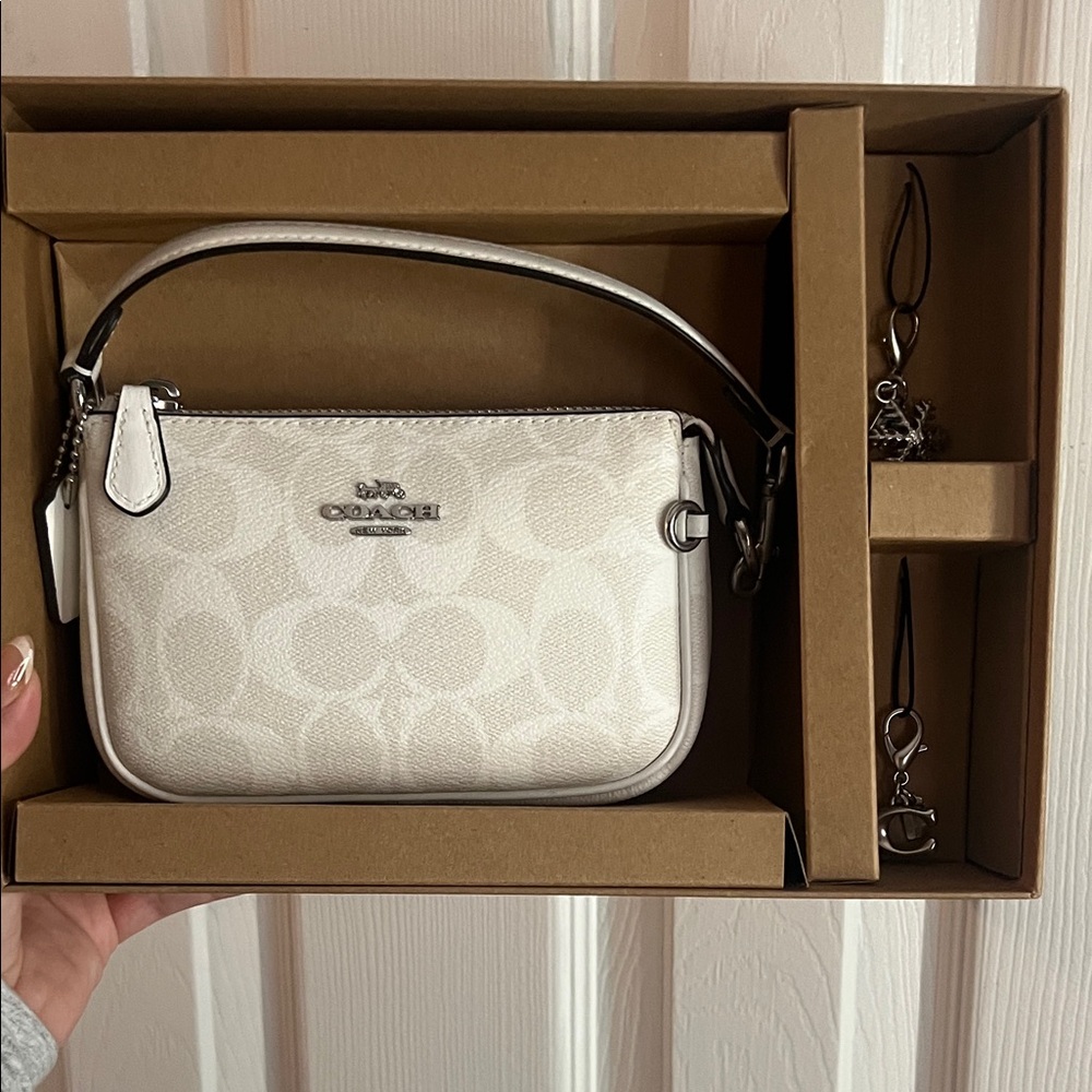❌SOLD❌Coach Nolita 15 W charms